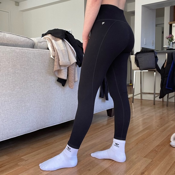 Fabletics PowerHold black leggings - Picture 4 of 4